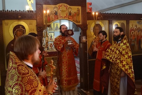 Епископ Мефодий совершил Божественную литургию в Кизическом монастыре