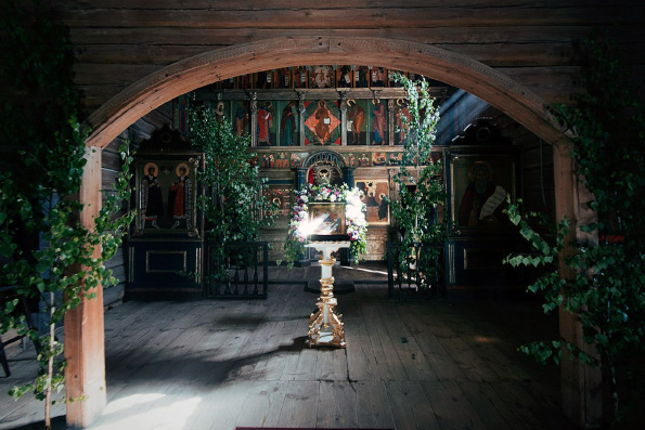 В самом древнем храме Казанской епархии прошло праздничное богослужение