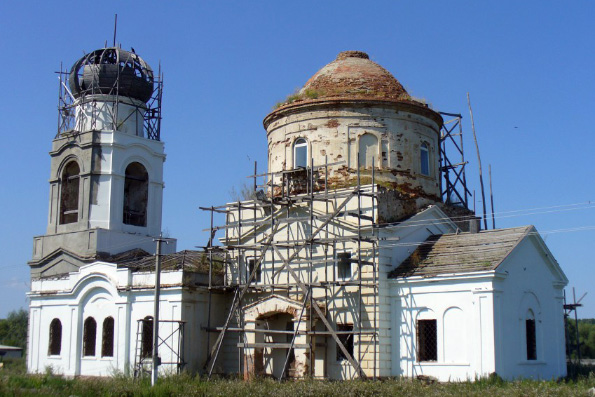 В селе Протопопово Буинского района продолжается восстановление церкви Живоначальной Троицы