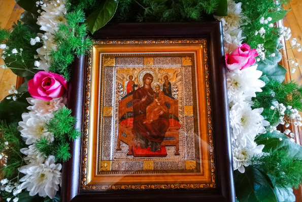 В казанском приходе в честь иконы Божией Матери «Всецарица» прошли престольные торжества