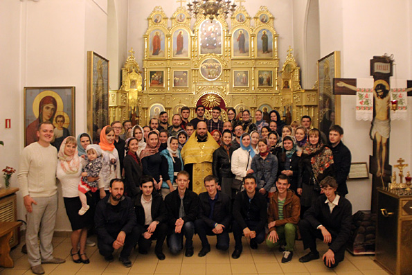 Православная молодежь Казани провела мероприятия, посвященные святым покровителям семьи