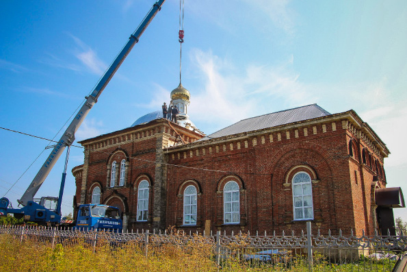 Духосошественская церковь села Ачи увенчалась новым куполом