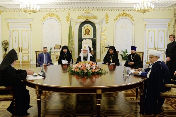 При участии Патриарха Кирилла подписана декларация об урегулировании конфликта в Нагорном Карабахе