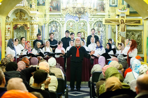 Казанский православный камерный хор «Преображение» выступил с праздничным концертом в храме села Большие Кабаны