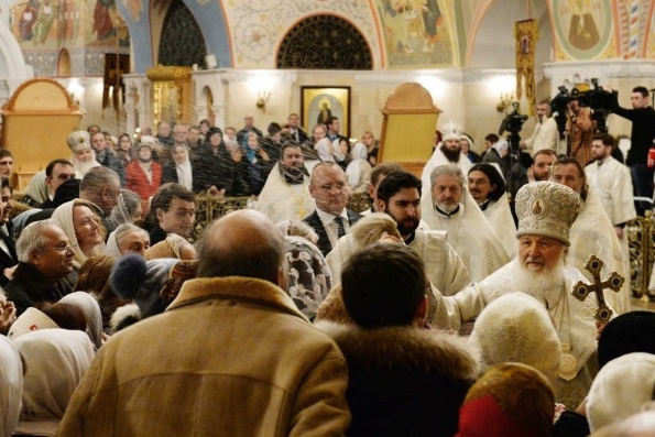 В ночь на 19 января Крещение Господне отпраздновали около 1,8 млн. россиян