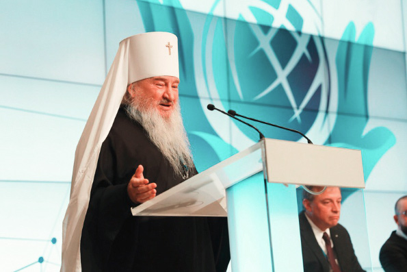 Глава Татарстанской митрополии выступил на прошедшем в Москве международном форуме «Религия и мир: религия и цифровое общество»