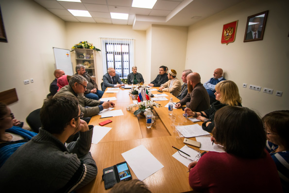 Представители Казанской епархии приняли участие в научно-образовательном круглом столе «Молодежь, свобода и ответственность»