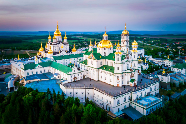 Минюст Украины отменил передачу Почаевской Лавры Украинской Православной Церкви