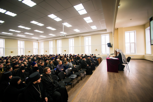 Митрополит Феофан возглавил годовое собрание духовенства Казанской епархии