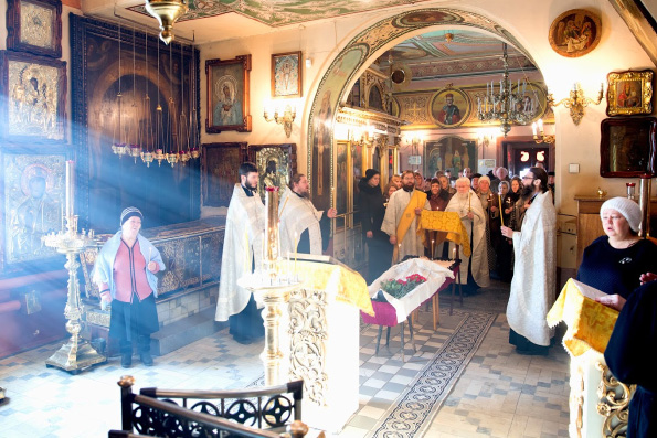 В Казани состоялось отпевание старейшего прихожанина и труженика храма Ярославских чудотворцев