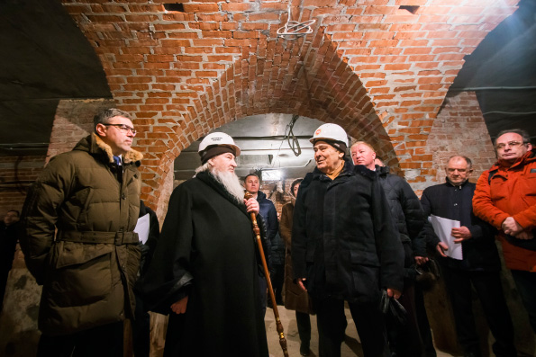 Минтимер Шаймиев и митрополит Феофан провели совещание, посвященное воссозданию Казанского собора Богородицы