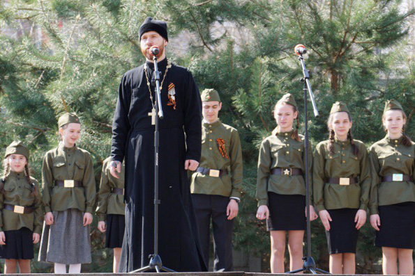 В казанском приходе преподобного Сергия Радонежского прошел концерт в честь Дня Победы