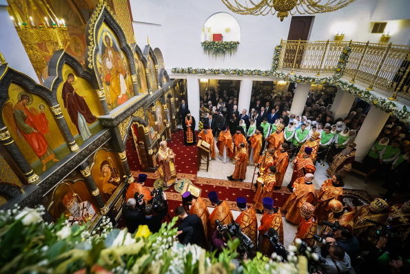 Святейший Патриарх Кирилл освятил храм Новомучеников и исповедников Церкви Русской в Норильске
