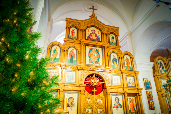 В храме преподобного Сергия Радонежского города Казани состоялась первое за 100 лет рождественское богослужение