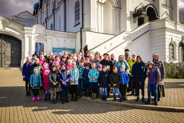 Верующие села Кулаево посетили в Казани места служения своего земляка епископа Астраханского Никодима (Бокова)