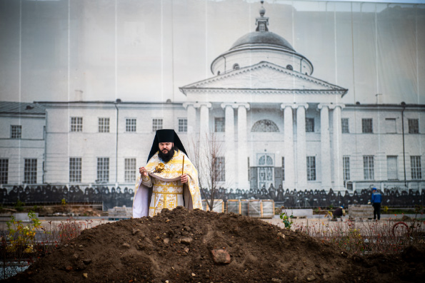 В Казанско-Богородицком монастыре состоялось перезахоронение останков сестер обители