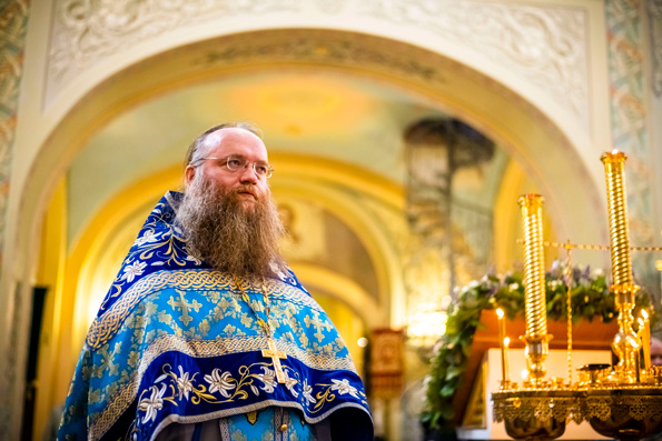 Наместник Свияжского монастыря встретился с православной молодежью Зеленодольска