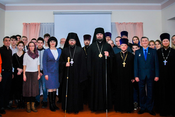 В Альметьевске прошел II Съезд православной молодежи «Молодая осень»