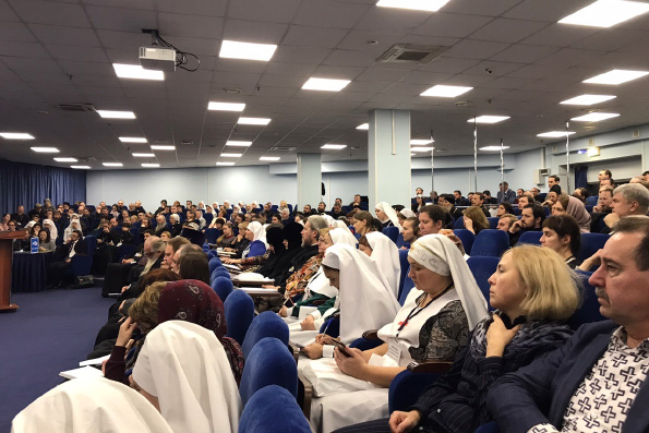 Руководители социальных отделов епархий Татарстанской митрополии принимают участие в IX Общецерковном съезде по социальному служению