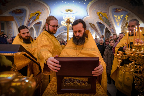 Казанские верующие молитвенно почтили память святителя Спиридона Тримифунтского
