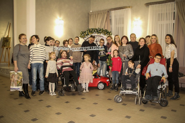 В Казани состоялся праздник «Зима с заботой» для семей, воспитывающих детей с ограниченными возможностями здоровья