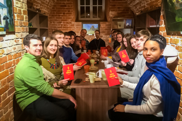 В Казани проводятся евангельские беседы для православной молодежи