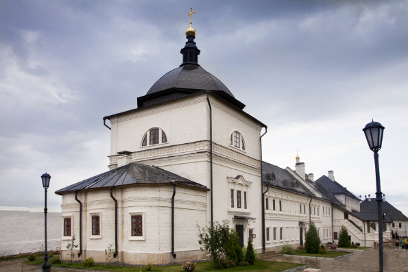 В Свияжском монастыре состоялось освящение храма святителя Германа Свияжского