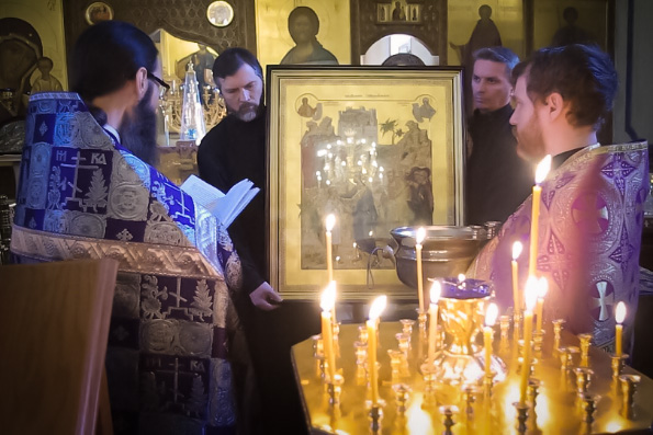 Для православной общины слабослышащих Казани написали икону «Исцеление глухонемого»