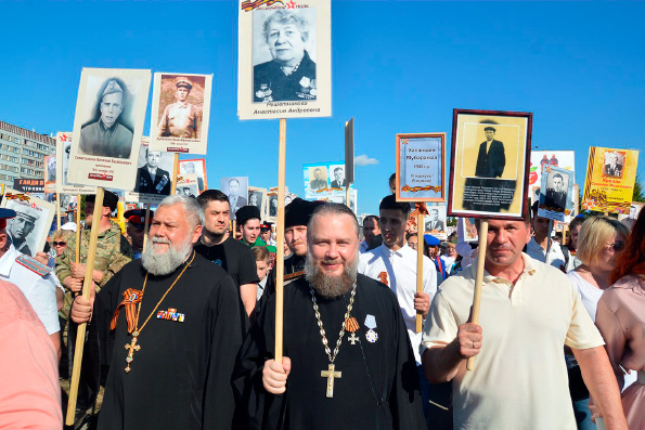 Священнослужители и миряне Татарстанской митрополии приняли участие в праздничных мероприятиях, посвященных Дню Победы