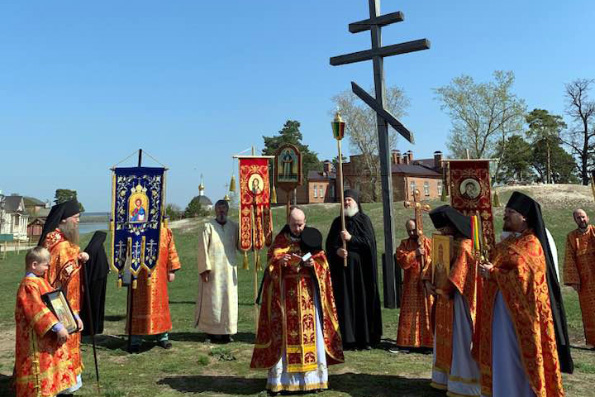 В праздник Антипасхи в Свияжске прошел большой крестный ход