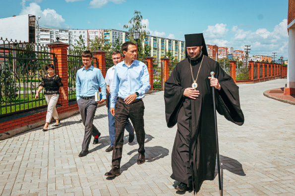 Новый глава Альметьевского района посетил Управление Альметьевской епархии