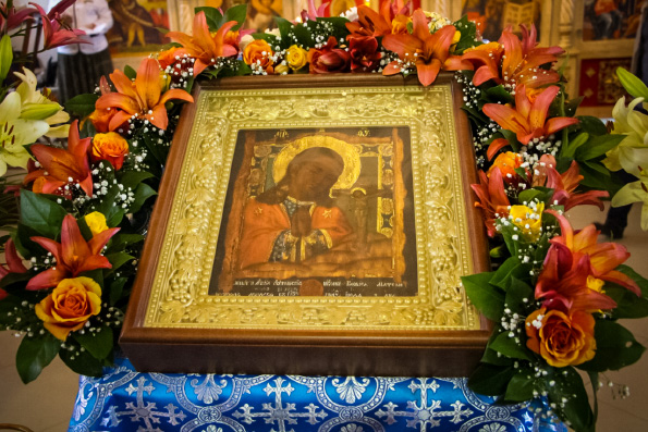 В день празднования иконы Божией Матери «Ахтырская» в Духосошественском храме села Ачи состоялись праздничные богослужения