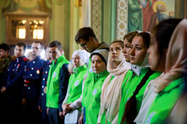Молодежный отдел Казанской епархии объявляет набор добровольцев для помощи паломникам в день празднования Казанской иконе Богородицы