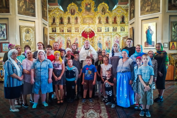 В Чистополе дети с ограниченными возможностями здоровья приняли участие в Таинстве Соборования