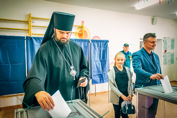 Священнослужители Казанской епархии приняли участие в выборах депутатов Госсовета Татарстана