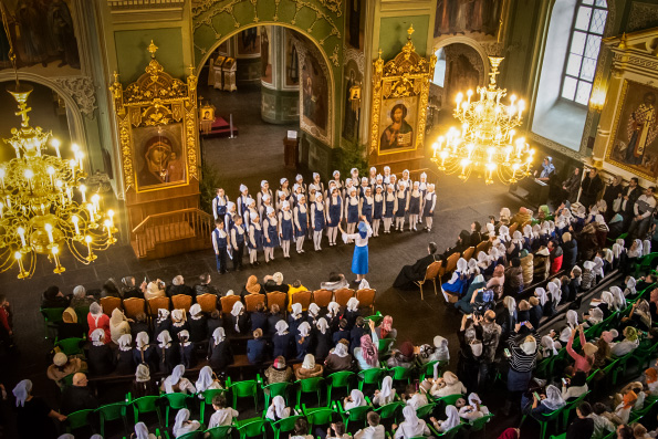 В Благовещенском соборе Казани прошел рождественский фестиваль детского хорового творчества