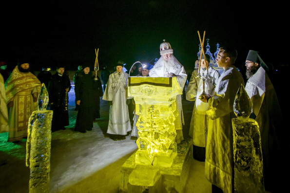 Анонс служения митрополита Феофана в праздник Крещения Господня