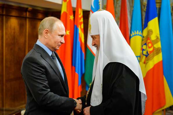 Патриарх Кирилл поблагодарил Владимира Путина за внимание к нуждам православных