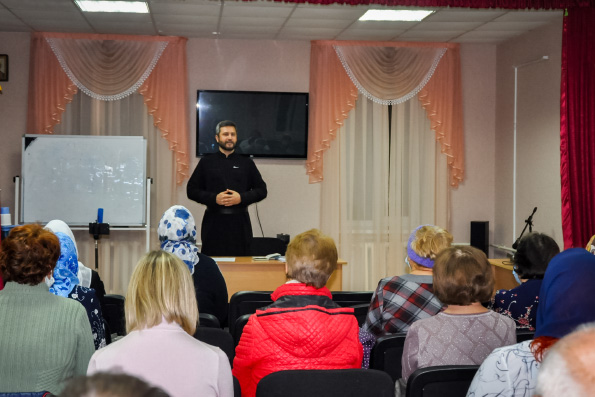 В Нижнекамске возобновили работу епархиальные богословские курсы