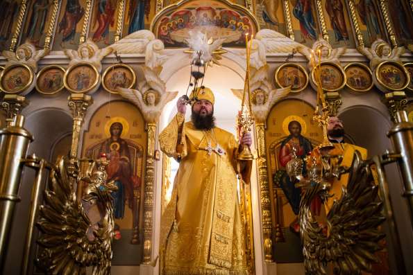 Викарий Казанской епархии возглавил престольные торжества в Андреевском храме города Зеленодольска