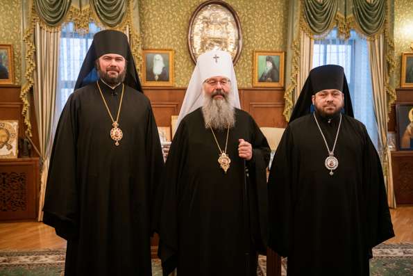 Под председательством митрополита Кирилла состоялось последнее в уходящем году заседание Архиерейского совета Татарстанской митрополии