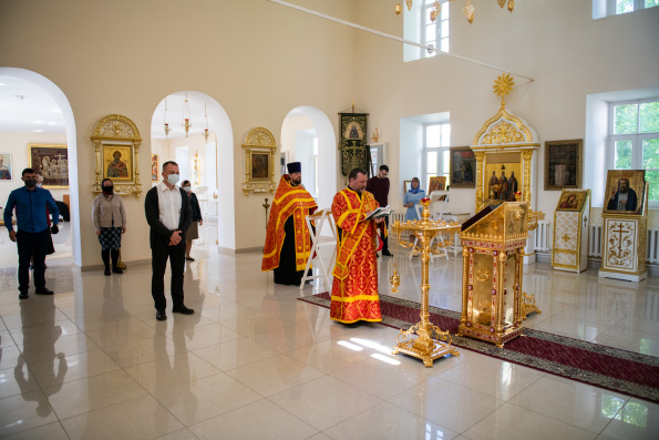 В день рождения митрополита Феофана в Казанском епархиальном управлении совершен благодарственный молебен