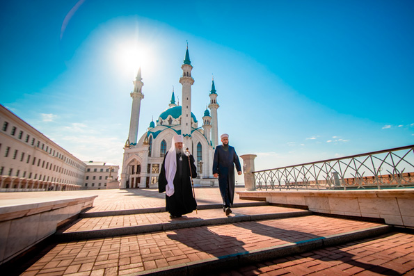 Поздравление главы Татарстанской митрополии муфтию Татарстана с праздником Ураза-байрам