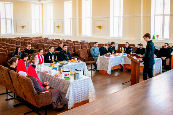 В Казанской духовной семинарии состоялся «Литературный полдник»