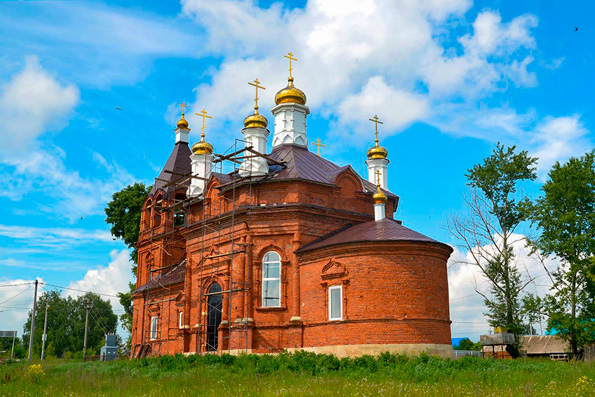 Восстановление Петропавловского храма в селе Умяк продолжается
