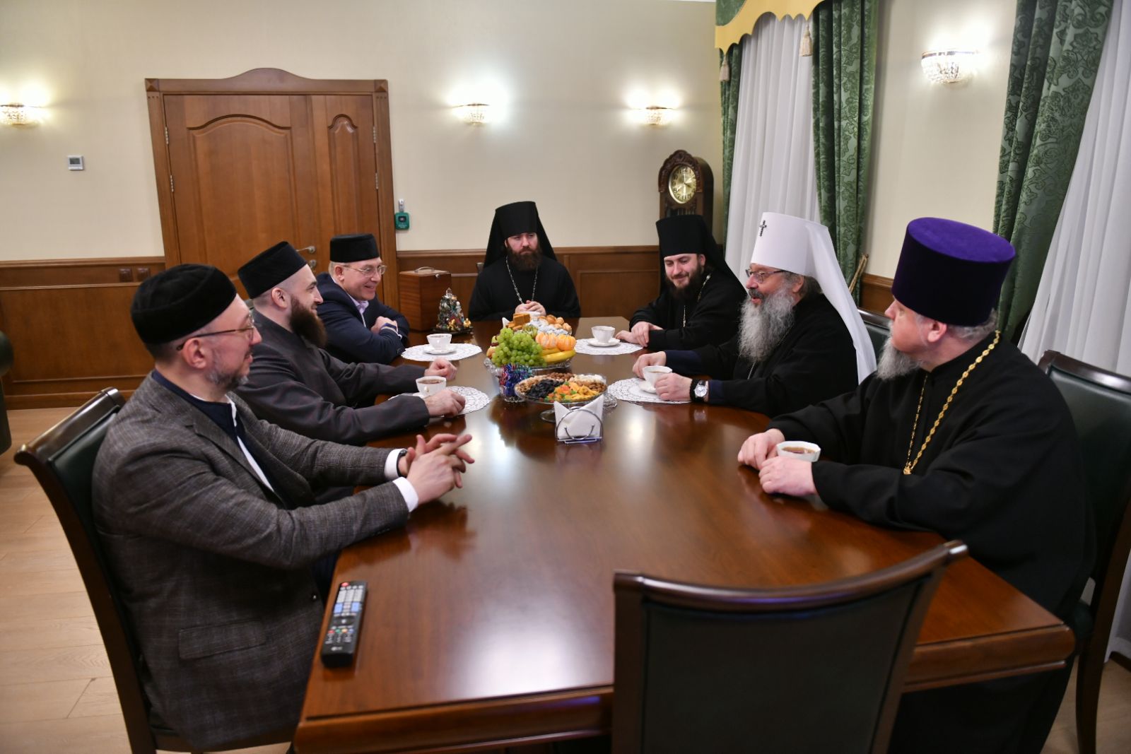Состоялась встреча митрополита Кирилла с муфтием Республики Татарстан Камилем Самигуллиным  