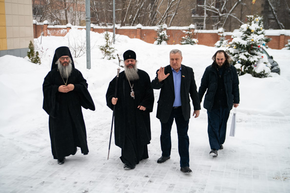В праздник Рождества Христова глава Татарстанской митрополии посетил казанский хоспис