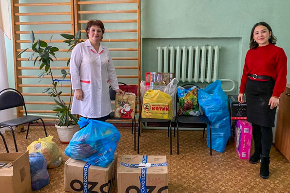 Православная молодежь Казани вручила рождественские подарки детям, проходящим лечение в туберкулезном санатории