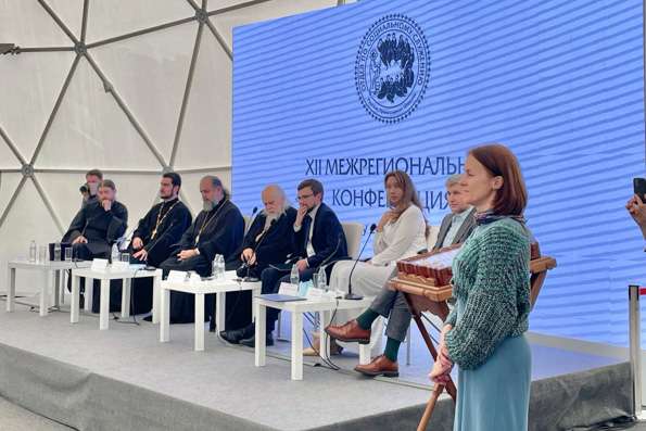 Руководитель службы помощи нуждающимся «Милосердие — Казань» приняла участие в межрегиональной конференции по социальному служению