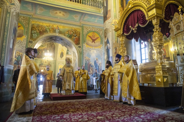 В Неделю 19-ю по Пятидесятнице митрополит Кирилл совершил Литургию в Благовещенском соборе Казанского кремля